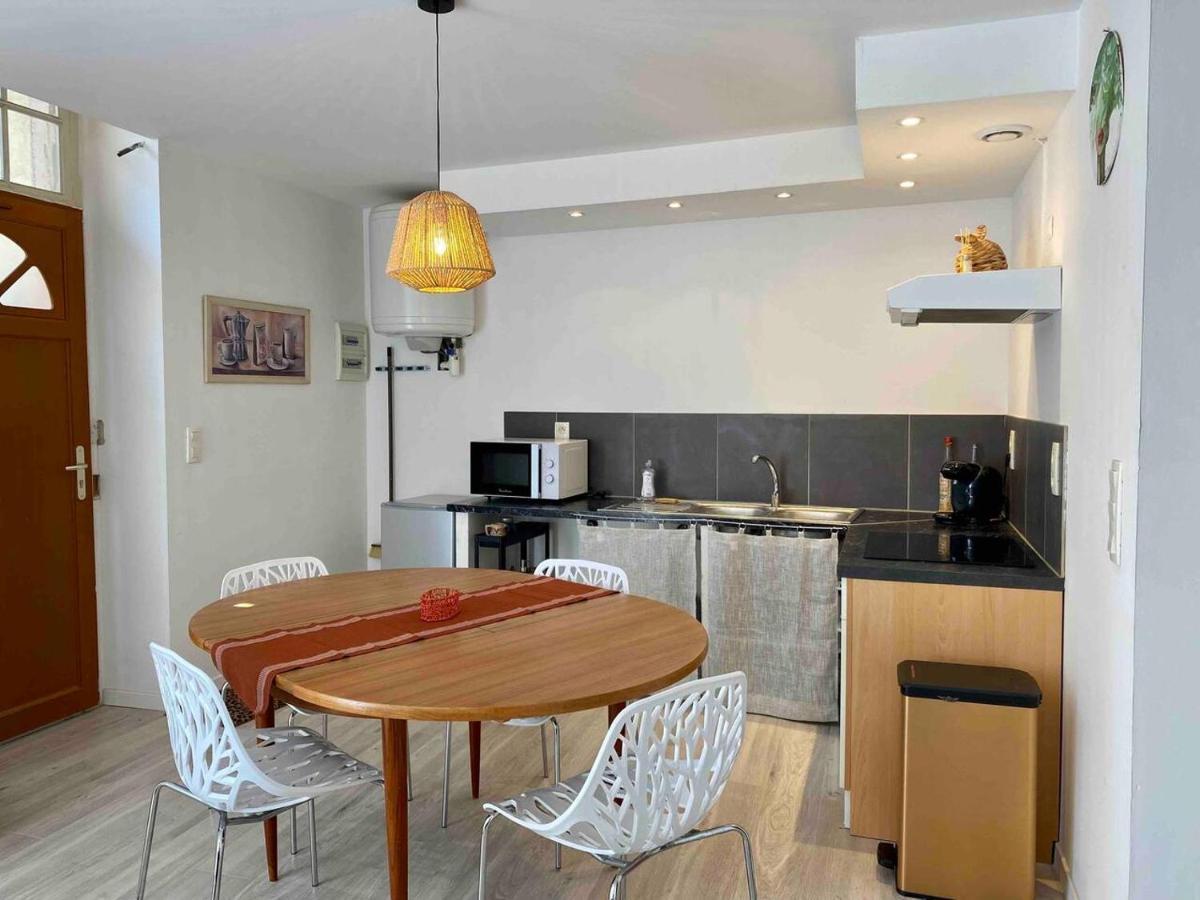 Accueillant Petit T2 Coeur De Centre Ville Lézignan-Corbières Eksteriør billede